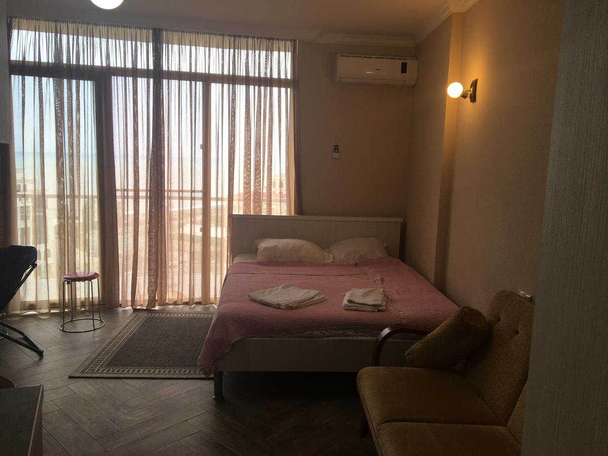Orbi Plaza Tamara Aparthotel Batumi Exterior foto