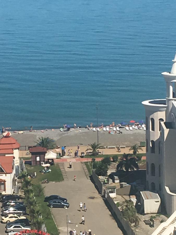 Orbi Plaza Tamara Aparthotel Batumi Exterior foto